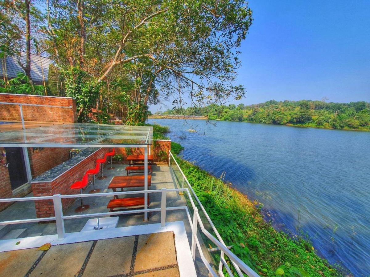 Riverine Springs Wadakkanchery Exterior foto